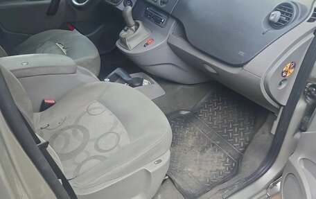 Renault Kangoo II рестайлинг, 2011 год, 370 000 рублей, 6 фотография