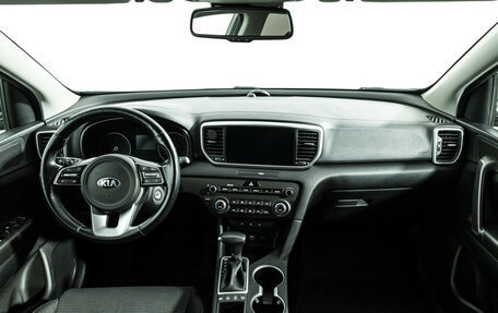 KIA Sportage IV рестайлинг, 2021 год, 2 249 700 рублей, 13 фотография
