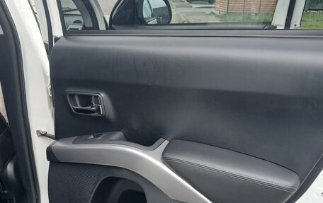 Peugeot 4007, 2011 год, 1 350 000 рублей, 9 фотография