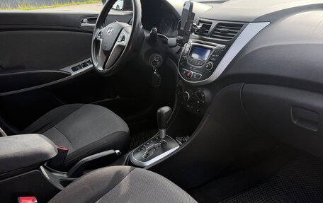 Hyundai Solaris II рестайлинг, 2012 год, 500 000 рублей, 5 фотография