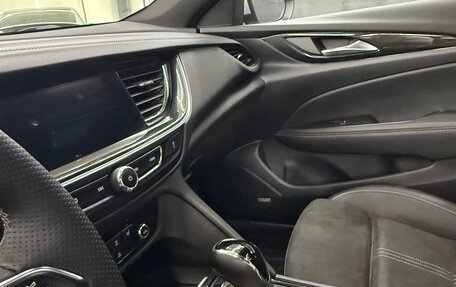Opel Insignia II рестайлинг, 2019 год, 1 600 000 рублей, 15 фотография