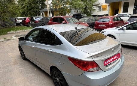 Hyundai Solaris II рестайлинг, 2013 год, 750 000 рублей, 5 фотография