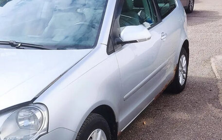 Volkswagen Polo IV рестайлинг, 2006 год, 240 000 рублей, 14 фотография