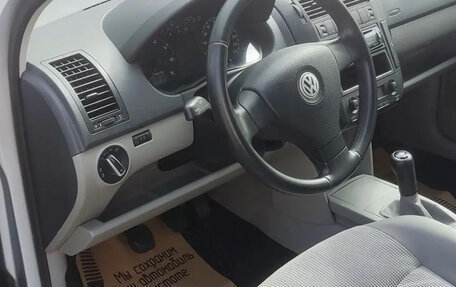 Volkswagen Polo IV рестайлинг, 2006 год, 240 000 рублей, 18 фотография