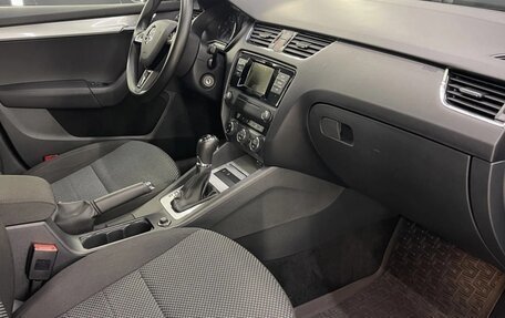 Skoda Octavia, 2017 год, 1 347 000 рублей, 13 фотография