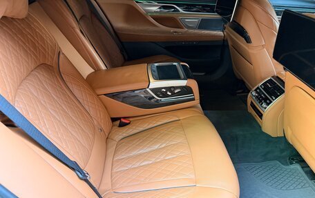 BMW 7 серия, 2021 год, 7 400 000 рублей, 19 фотография