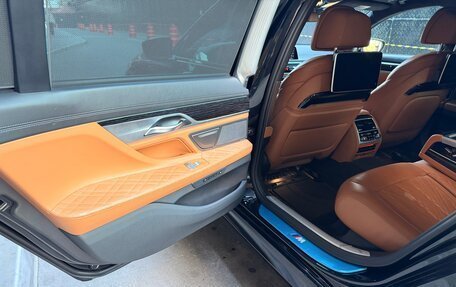 BMW 7 серия, 2021 год, 7 400 000 рублей, 13 фотография