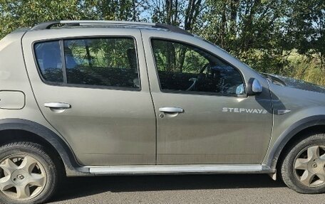 Renault Sandero I, 2011 год, 600 000 рублей, 2 фотография