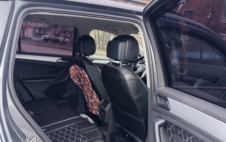 Volkswagen Tiguan II, 2021 год, 2 900 000 рублей, 10 фотография