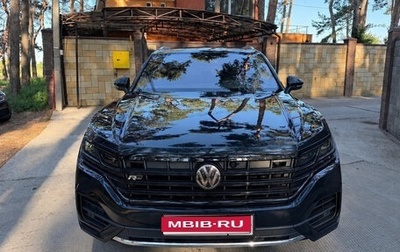 Volkswagen Touareg III, 2019 год, 4 390 000 рублей, 1 фотография