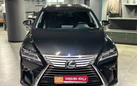 Lexus RX IV рестайлинг, 2016 год, 4 000 000 рублей, 2 фотография