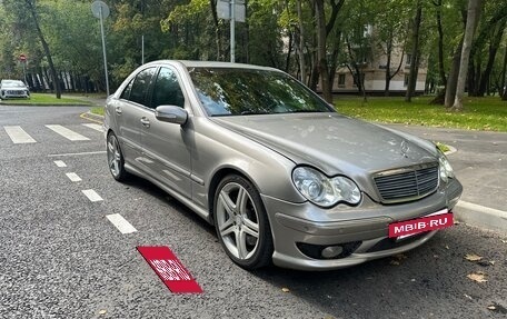 Mercedes-Benz C-Класс, 2005 год, 900 000 рублей, 2 фотография