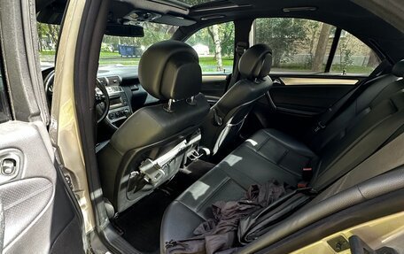 Mercedes-Benz C-Класс, 2005 год, 900 000 рублей, 8 фотография