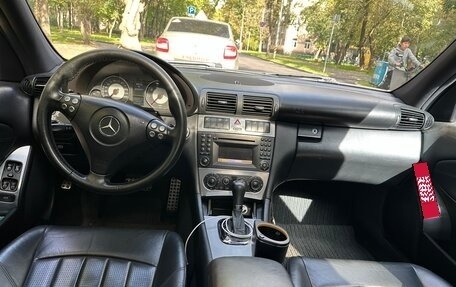 Mercedes-Benz C-Класс, 2005 год, 900 000 рублей, 7 фотография