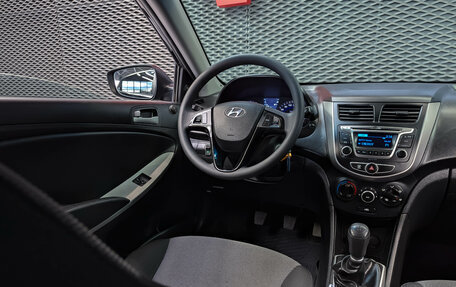 Hyundai Solaris II рестайлинг, 2014 год, 850 000 рублей, 12 фотография