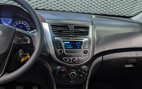 Hyundai Solaris II рестайлинг, 2014 год, 850 000 рублей, 15 фотография