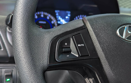 Hyundai Solaris II рестайлинг, 2014 год, 850 000 рублей, 17 фотография