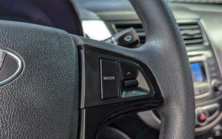 Hyundai Solaris II рестайлинг, 2014 год, 850 000 рублей, 18 фотография