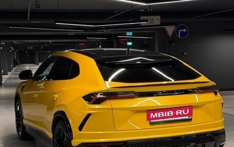 Lamborghini Urus I, 2022 год, 25 000 000 рублей, 2 фотография