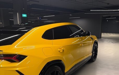 Lamborghini Urus I, 2022 год, 25 000 000 рублей, 4 фотография