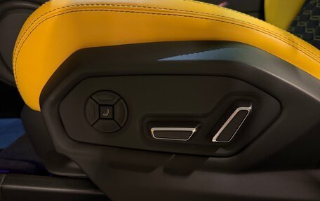 Lamborghini Urus I, 2022 год, 25 000 000 рублей, 14 фотография