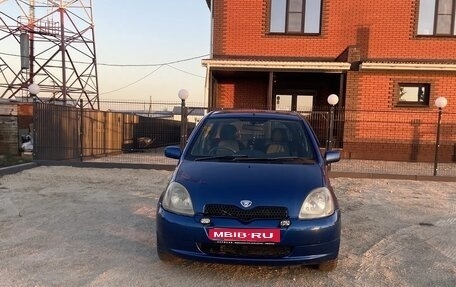 Toyota Vitz, 2001 год, 320 000 рублей, 1 фотография