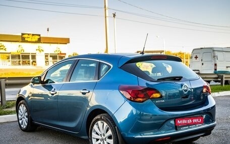 Opel Astra J, 2013 год, 898 000 рублей, 5 фотография