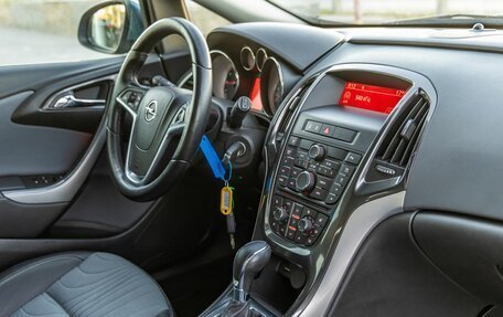 Opel Astra J, 2013 год, 898 000 рублей, 29 фотография