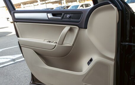 Volkswagen Touareg III, 2014 год, 1 655 000 рублей, 12 фотография