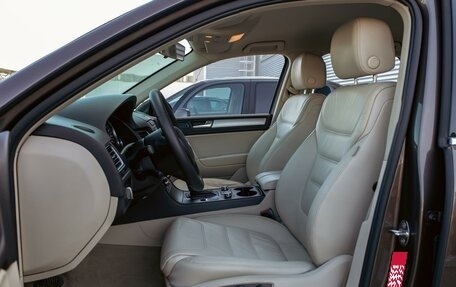 Volkswagen Touareg III, 2014 год, 1 655 000 рублей, 11 фотография