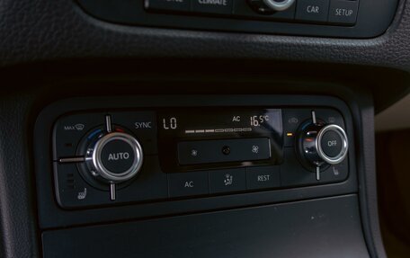 Volkswagen Touareg III, 2014 год, 1 655 000 рублей, 15 фотография