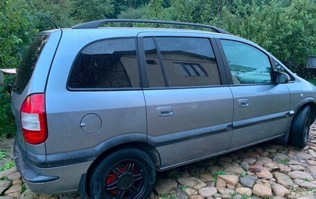 Opel Zafira A рестайлинг, 2003 год, 450 000 рублей, 3 фотография