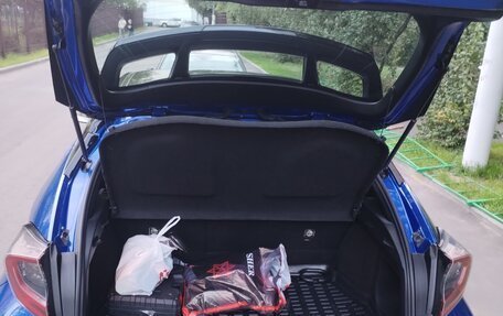 Toyota C-HR I рестайлинг, 2018 год, 2 400 000 рублей, 10 фотография