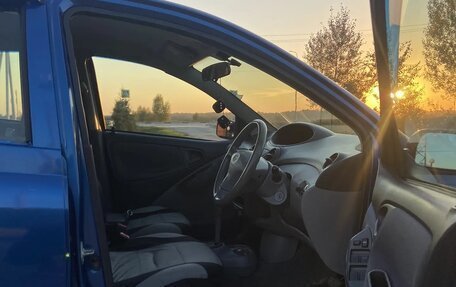 Toyota Vitz, 2001 год, 320 000 рублей, 5 фотография