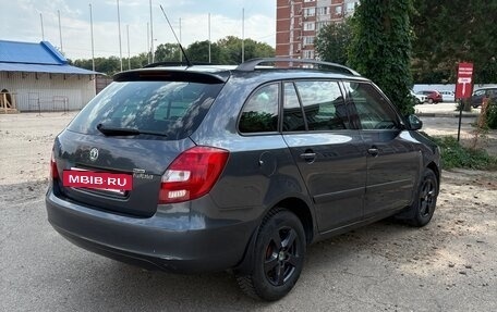 Skoda Fabia II, 2011 год, 590 000 рублей, 4 фотография