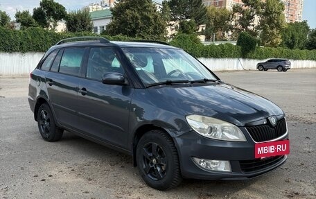 Skoda Fabia II, 2011 год, 590 000 рублей, 2 фотография