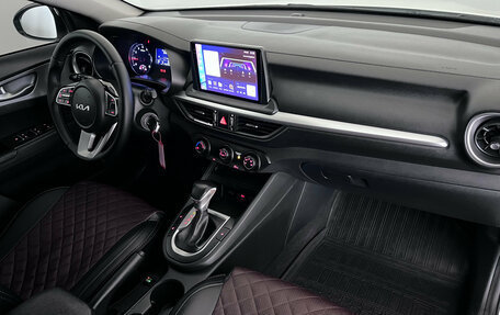 KIA Cerato IV, 2021 год, 1 650 000 рублей, 13 фотография
