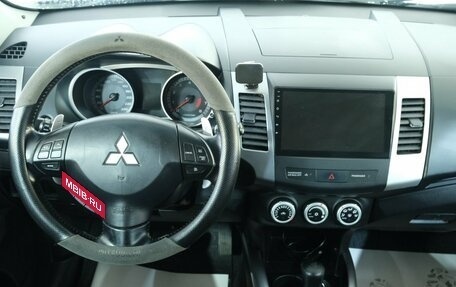 Mitsubishi Outlander III рестайлинг 3, 2007 год, 1 099 000 рублей, 11 фотография