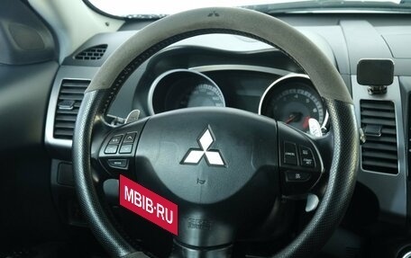 Mitsubishi Outlander III рестайлинг 3, 2007 год, 1 099 000 рублей, 12 фотография