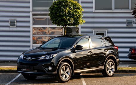 Toyota RAV4, 2018 год, 1 895 000 рублей, 1 фотография
