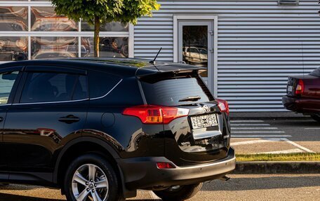 Toyota RAV4, 2018 год, 1 895 000 рублей, 10 фотография