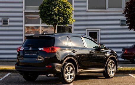 Toyota RAV4, 2018 год, 1 895 000 рублей, 6 фотография