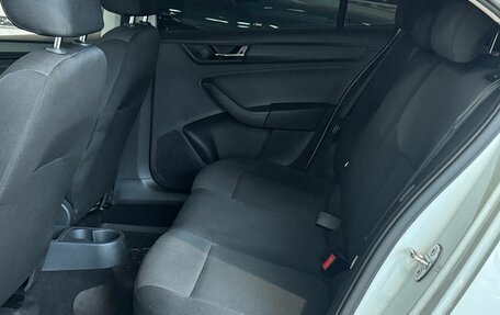 Skoda Rapid I, 2018 год, 1 275 000 рублей, 18 фотография