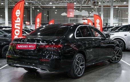 Mercedes-Benz E-Класс, 2021 год, 4 350 000 рублей, 5 фотография