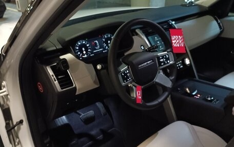 Land Rover Discovery IV, 2024 год, 7 900 000 рублей, 13 фотография