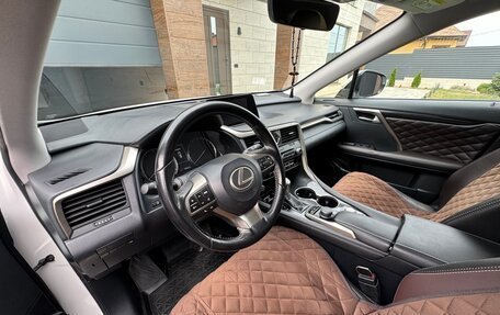 Lexus RX IV рестайлинг, 2018 год, 4 600 000 рублей, 10 фотография