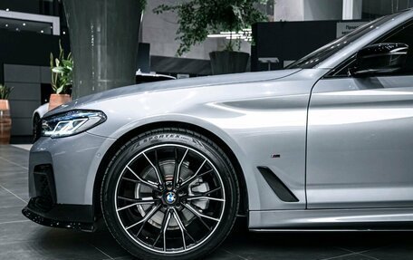 BMW 5 серия, 2022 год, 5 490 000 рублей, 2 фотография