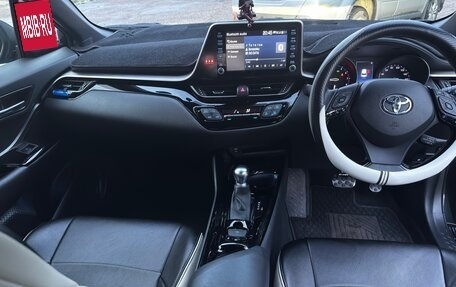 Toyota C-HR I рестайлинг, 2021 год, 2 020 000 рублей, 10 фотография