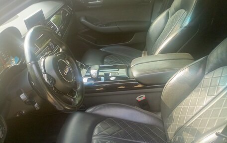 Audi A8, 2012 год, 1 800 000 рублей, 8 фотография