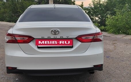 Toyota Camry, 2019 год, 2 350 000 рублей, 6 фотография